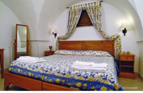 Rosa Marina Bed & Breakfast | Spacious Double Room in Ancient Masseria Near the sea in a Quiet Olive Trees