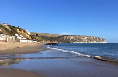 Swanage House | Spacious, elegant house in Swanage. Quiet location, beach few mins, big garden.