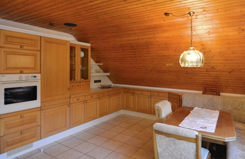 Assinghausen Apartment | Spacious Family Apartment