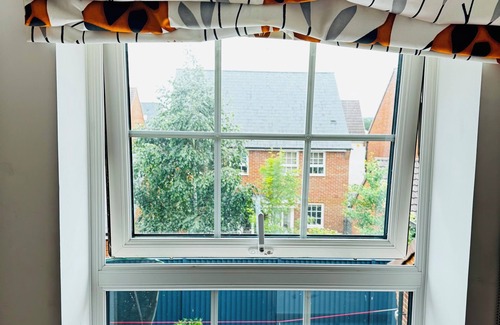 Norton Fitzwarren House | Spacious Family Retreat in Serene Taunton | Sleeps 8 | Near Town & Countryside
