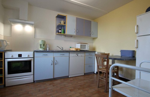 Glatigny Cottage | Spacious Family-Friendly Gite with Fireplace, Garden, & BBQ near La Haye