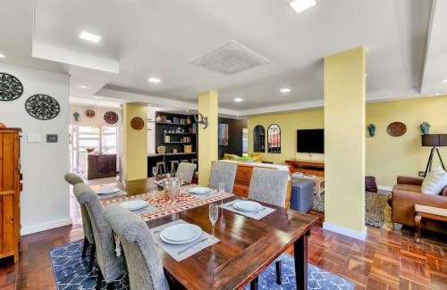 Three Anchor Bay Apartment | Spacious family Apartment Near Beach with Inverter