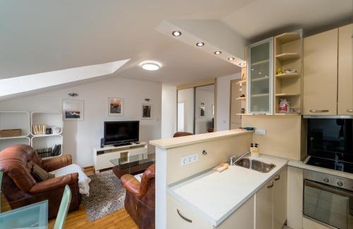 Dorcol Apartment | Spacious Family Apartment