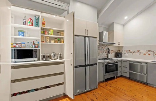 Cable Beach House | Spacious family friendly oasis-walk to Cable Beach