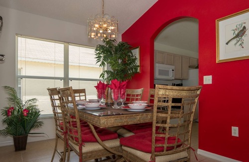 Westridge House | Spacious family friendly home, pool table, gated community – Just Minutes to Disney!