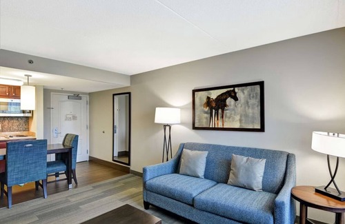 Lexington Hotel | Spacious Family-Friendly Stay with Full-Size Kitchen & BBQ Area + Free Parking