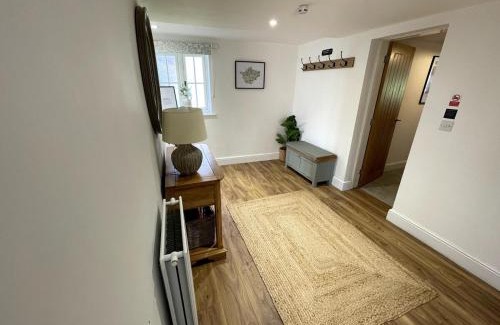 Tarporley House | Spacious Family Friendly Cottage