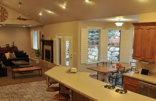 Layton House | Spacious Family Getaway, 20 miles from Snowbasin Ski Resort