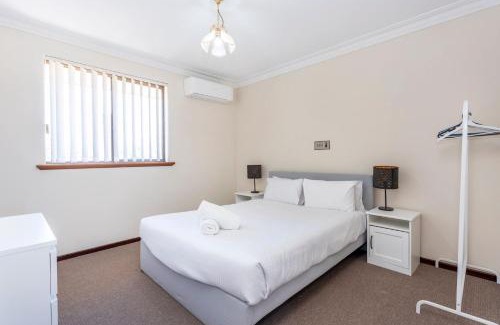 Dianella House | Spacious Family Home