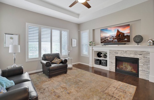 Vista Ridge House | Spacious Family Home near Golf and walking paths. 6 months and more rentals only