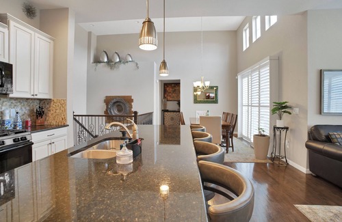 Vista Ridge House | Spacious Family Home near Golf and walking paths. 6 months and more rentals only