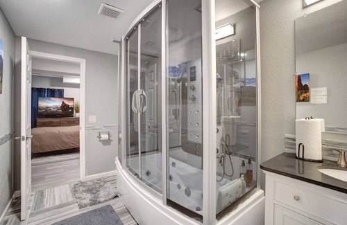 Vista Ridge House | Spacious Family Home near Golf and walking paths. 6 months and more rentals only