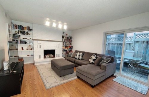 Guelph House | Spacious family oasis with pool & sauna. Pet-friendly!