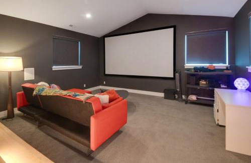 Georgetown House | Spacious Family Retreat - Media Room & Patio home