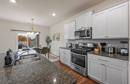 Farragut House | Spacious Farragut 5BR Family & Group Getaway near UT