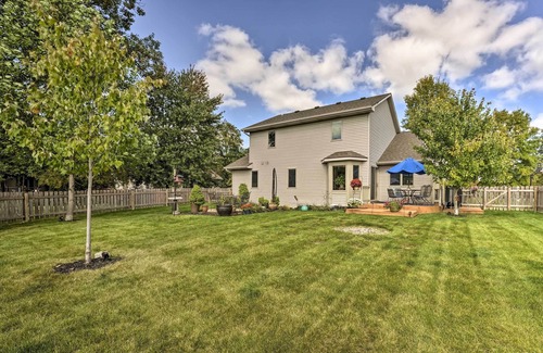 Fort Wayne House | Spacious Fort Wayne Home w/Yard + Gas Grill!