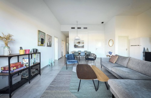 Nahariya Apartment | Spacious Four Bedroom Holiday