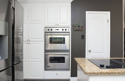 Crownridge of Texas House | Spacious Fun-Filled Retreat 5 minutes to Six Flags!