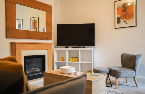 Lincoln House | Spacious, great location for families and contractors