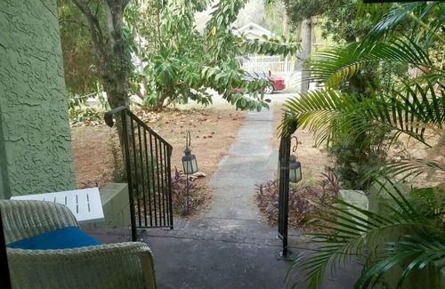 Gulfport House | Spacious Gulfport 1BR+ 2 twins