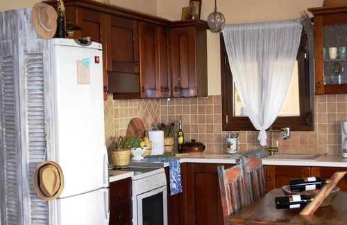 Nerotrivia House | Spacious Holiday Home near Sea in Nerotrivia