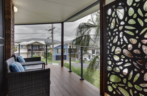 Crescent Head House | SPACIOUS HOLIDAY HOME IN THE HEART OF CRESCENT HEAD