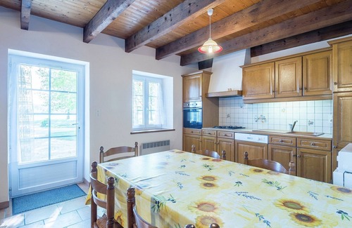Saint-Nexans House | Spacious holiday home with terrace