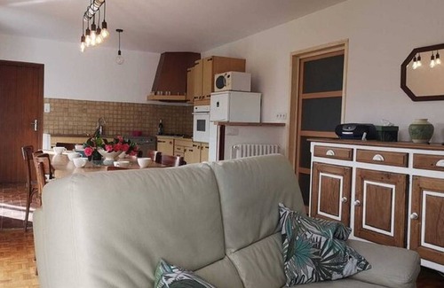 Plouigneau House | Spacious holiday home with private garden