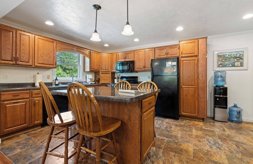 Ephraim Cabin | Spacious home in Central Ephraim- Dog Friendly home