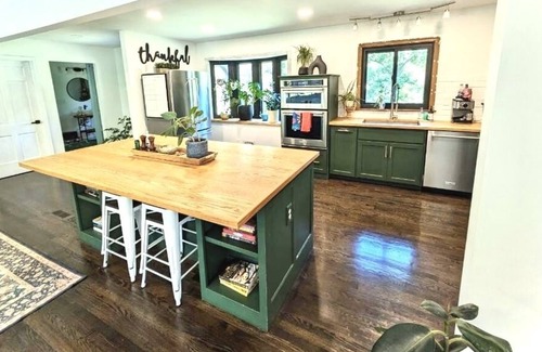 South Kansas City House | Spacious home in KC