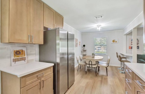 Pasadena House | Spacious home in Pasadena