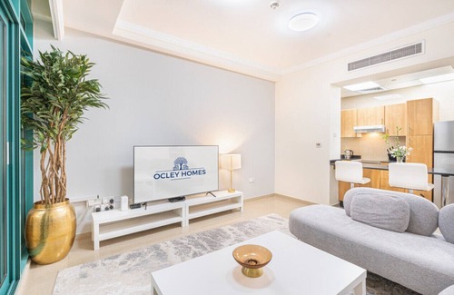 Al Sufouh 2 Apartment | Spacious Home in the Heart of Marina