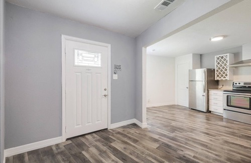 Cedar Crest House | Spacious Home In The Heart Of Dallas