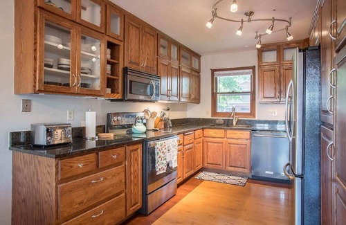 Moose Can Gully House | Spacious home in the South Hills of Missoula with a great view