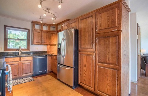 Moose Can Gully House | Spacious home in the South Hills of Missoula with a great view