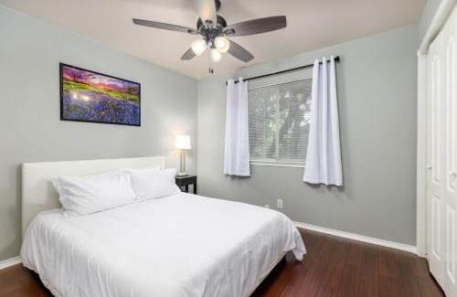 West San Antonio House | Spacious Home Near Sea World