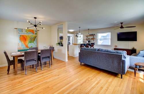 Orchard Knob House | Spacious Home Near Downtown – Perfect for Groups