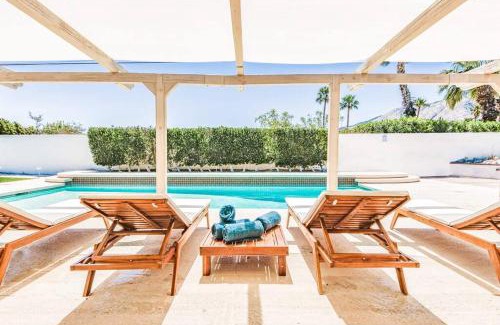 Racquet Club Estates Villa | Spacious home w/ pool, fireplace, outdoor deck
