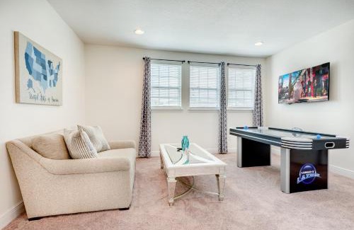 West Kissimmee House | Spacious Home With Private Pool And Hockey Table Near Disney With Waterpark & Resort Access At Encore Resort - 7501Mr