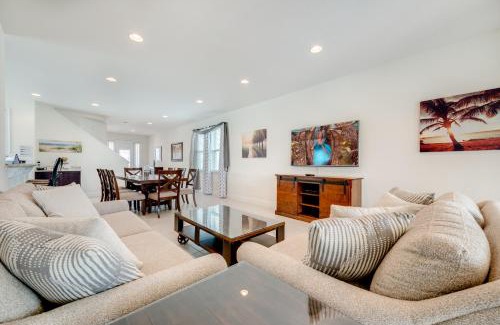 West Kissimmee House | Spacious Home With Private Pool And Hockey Table Near Disney With Waterpark & Resort Access At Encore Resort - 7501Mr