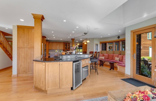 Stowe Hollow House | Spacious home with sweeping vista views, game tables & hot tub - close to skiing