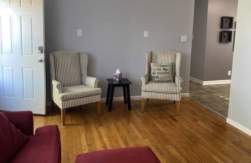Acton House | Spacious Home with Huge Backyard