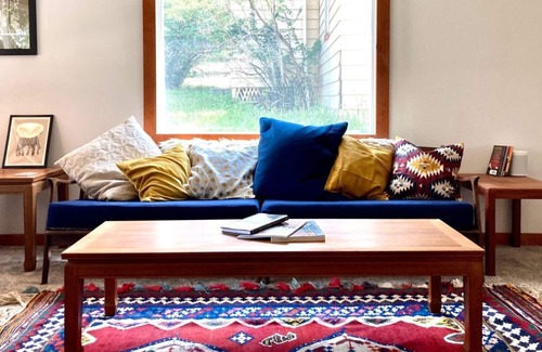 Philipsburg House | Spacious home with picturesque mountain views