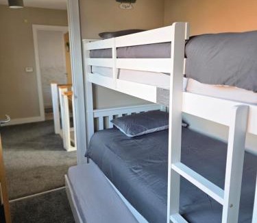 Colchester House | Spacious & Homely Colchester Stay-Great Location