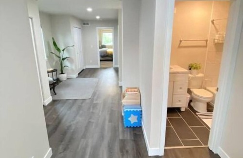 Russian Jack Park House | Spacious Honeycomb Hideaway with Full Office, Free Laundry and Garage