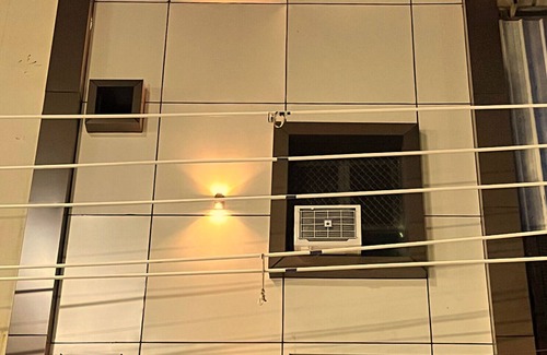 Varanasi Apartment | Spacious hotel suites with 9 bedrooms and WiFi, AC in enchanting Varanasi