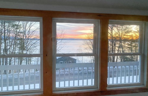 Gilford House | Spacious house across the street from Lake Winnipesaukee
