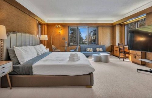 Oakridge House | Spacious House for Big Group