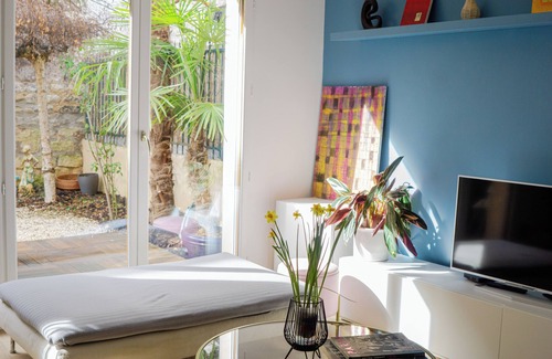 Petit-Ivry House | Spacious house, garden and parking, Paris 500m away