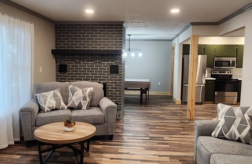 Marshland House | Spacious house w/hot tub & river view